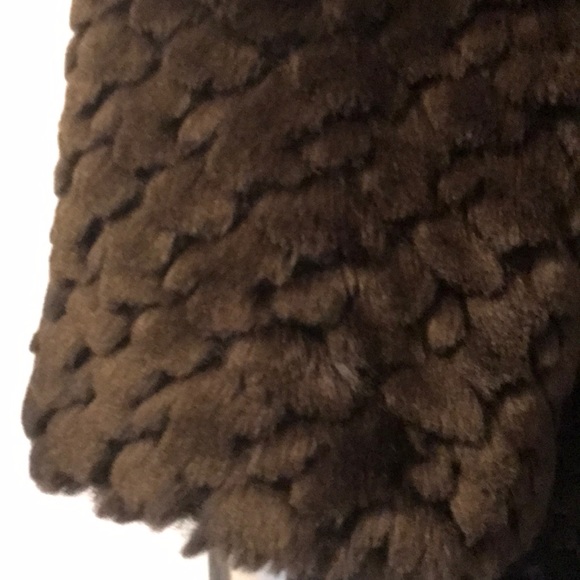Chocolate brown faux fur coat.  NWOT never worn. - Picture 6 of 6